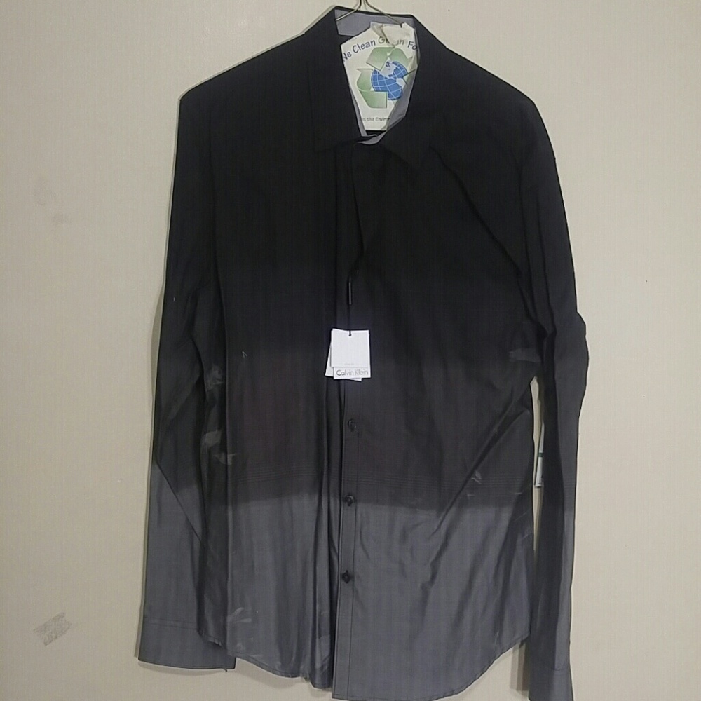 Long Sleeve Calvin Klein Dress Shirt.